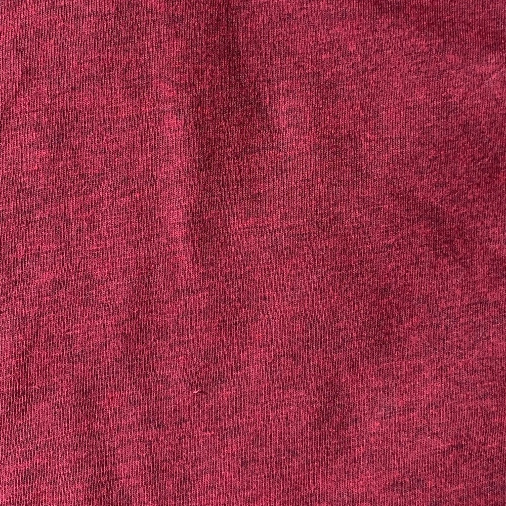 Let it snow graphic tee red t-shirt Holiday New! - Picture 2 of 6